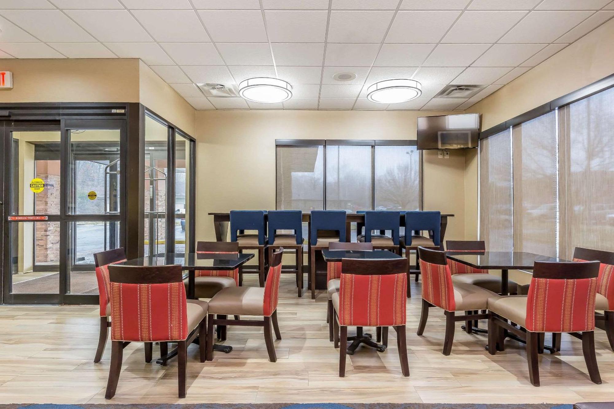 Comfort Inn Alton Near I-255 Exterior photo